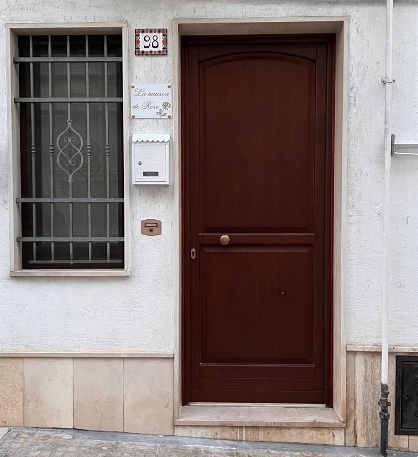 La Maison De Rose オストゥーニ エクステリア 写真